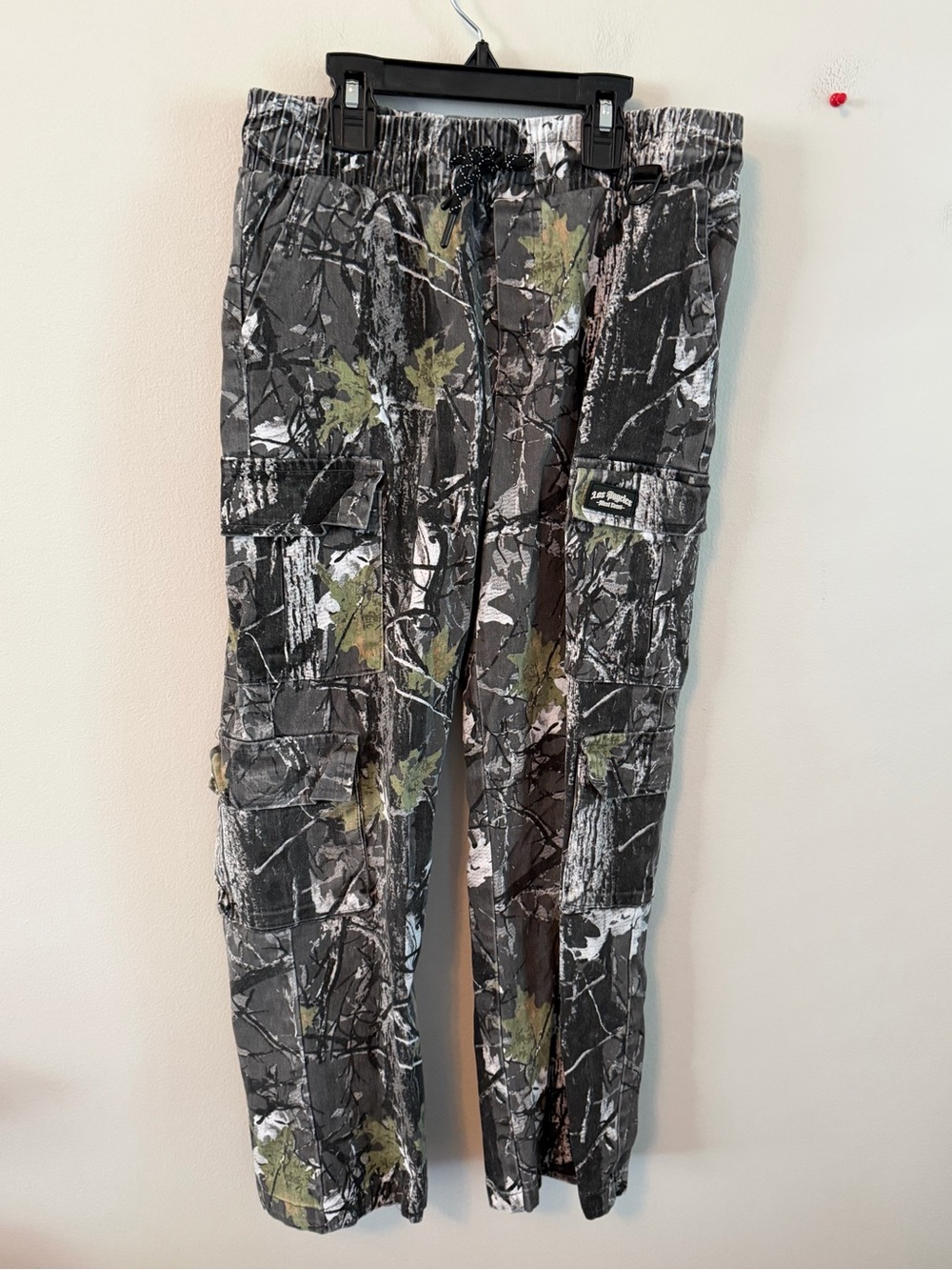 Distortion Gray Camouflage Cargo Pants - Casual Utility Style